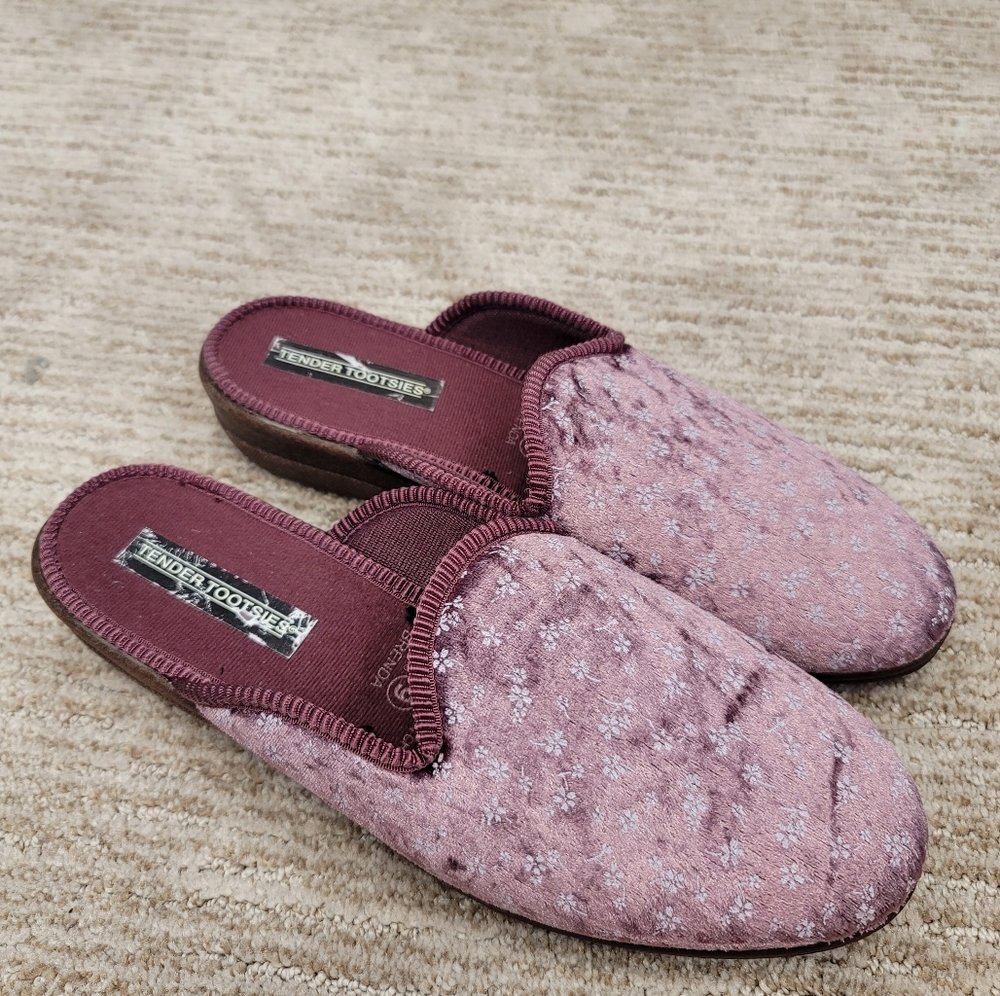 Tender Tootsies Brenda Velvet Mules